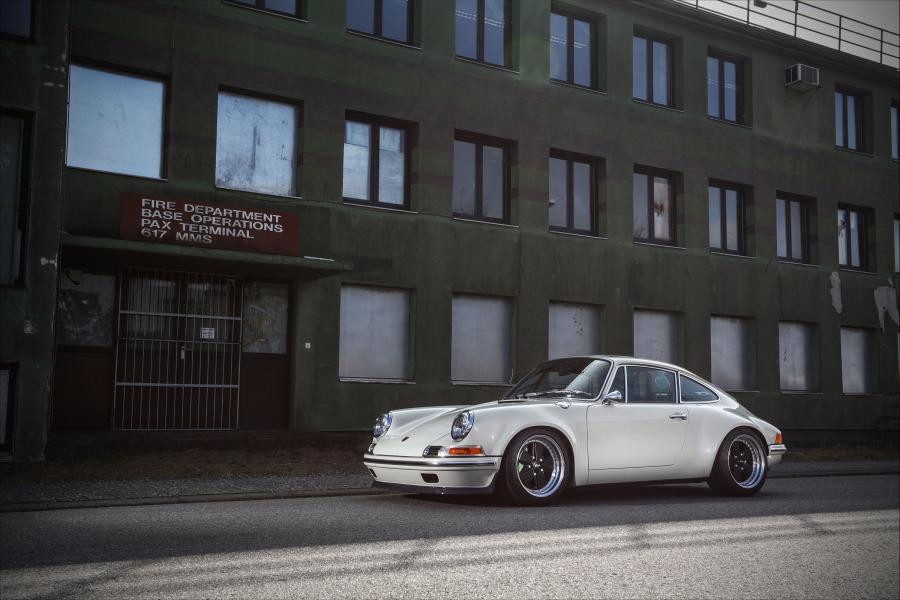  Porsche 911 Retro Evergreen by Kaege (993) 2016 года  (фото 19 из 44)